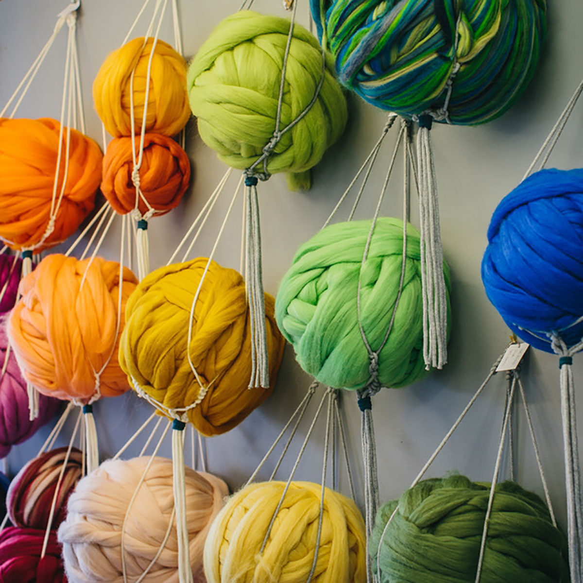 Wool Roving: Dyed Merino (PART 1)